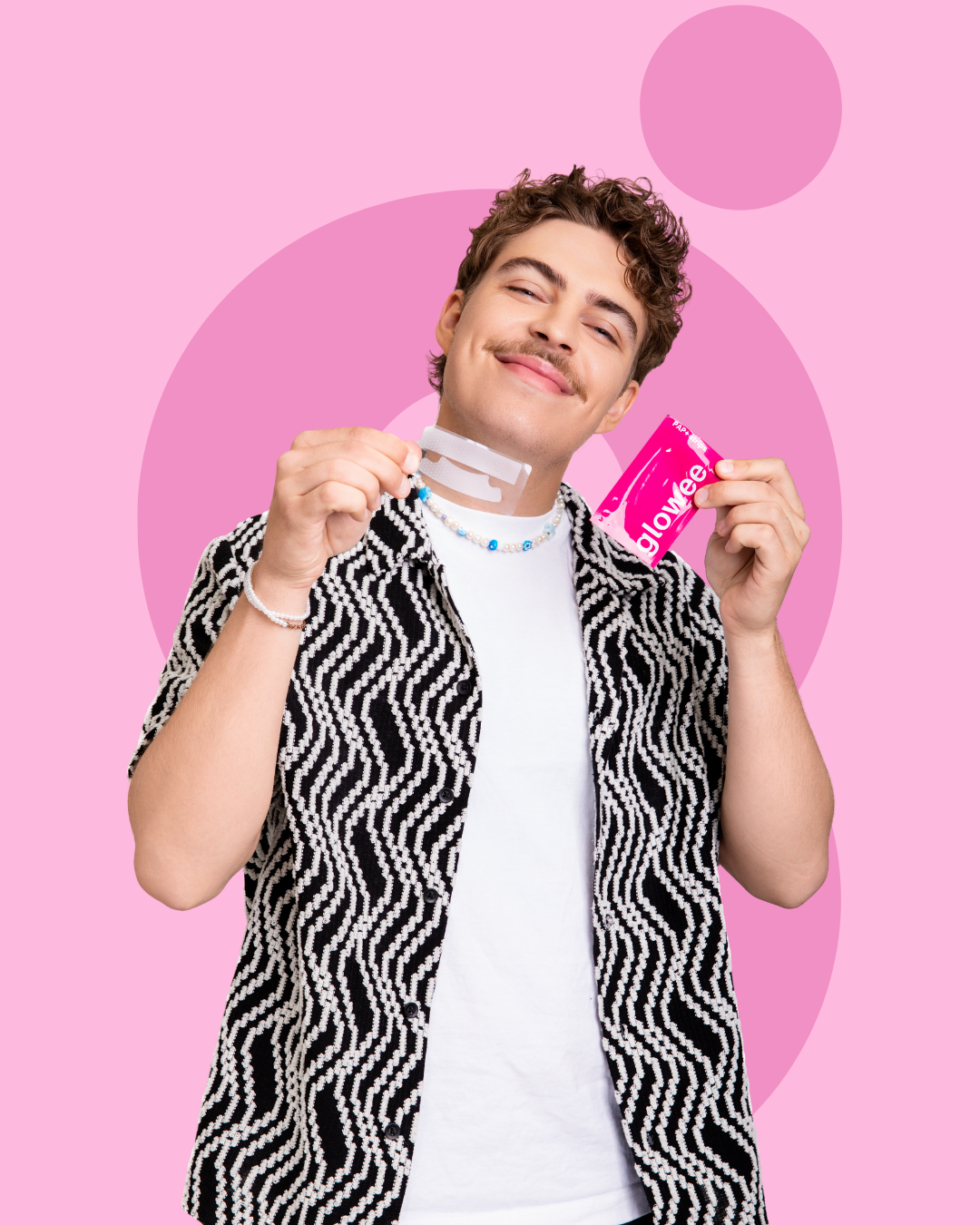 Bělení zubů u zubaře nebo doma: co je pro tebe lepší volba?